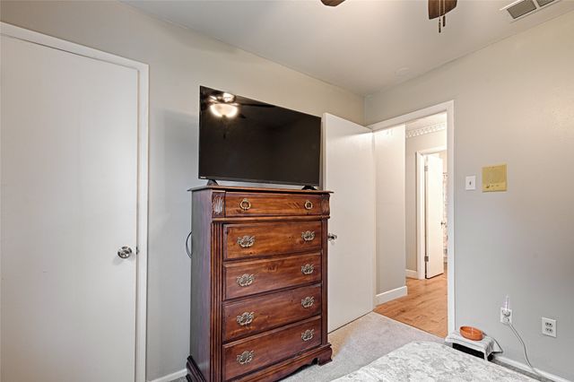 531 Himes Drive, Euless, TX 76039