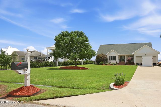 110 E Dowry Creek, Belhaven, NC 27810