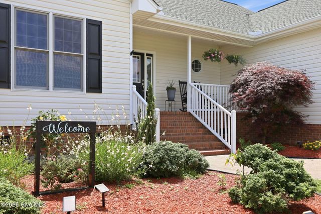 110 E Dowry Creek, Belhaven, NC 27810