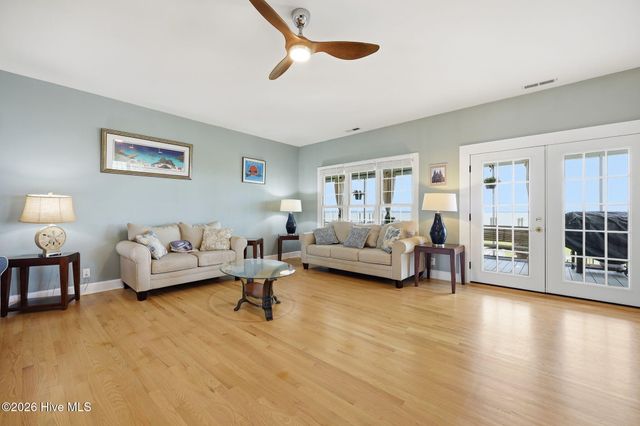 110 E Dowry Creek, Belhaven, NC 27810