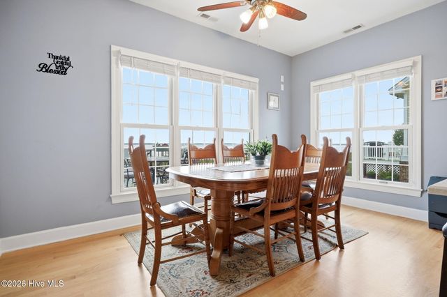 110 E Dowry Creek, Belhaven, NC 27810
