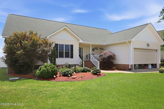 110 E Dowry Creek, Belhaven, NC 27810