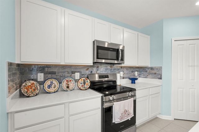 5863 LE MARIN WAY, Kissimmee, FL 34758
