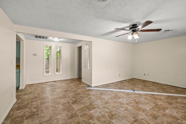 3 Walker Avenue, Fort Oglethorpe, GA 30742