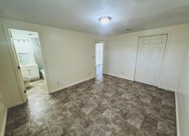 3 Walker Avenue, Fort Oglethorpe, GA 30742