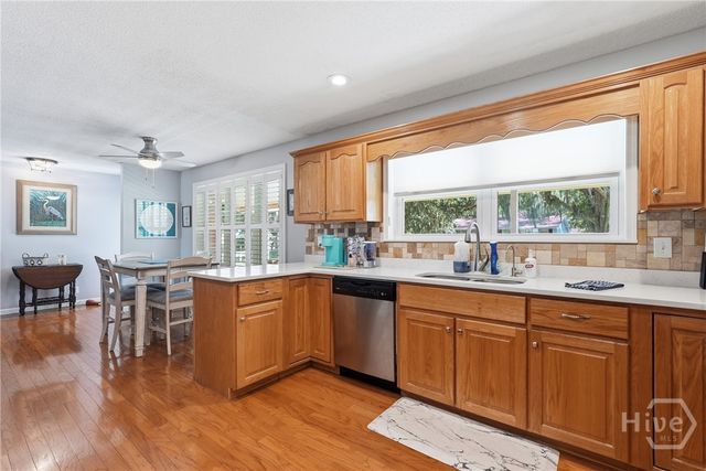 92 screven Street, Midway, GA 31320