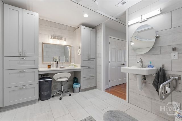 92 screven Street, Midway, GA 31320