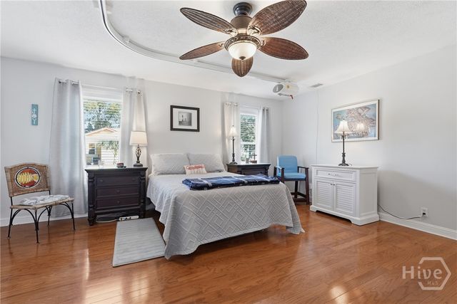 92 screven Street, Midway, GA 31320