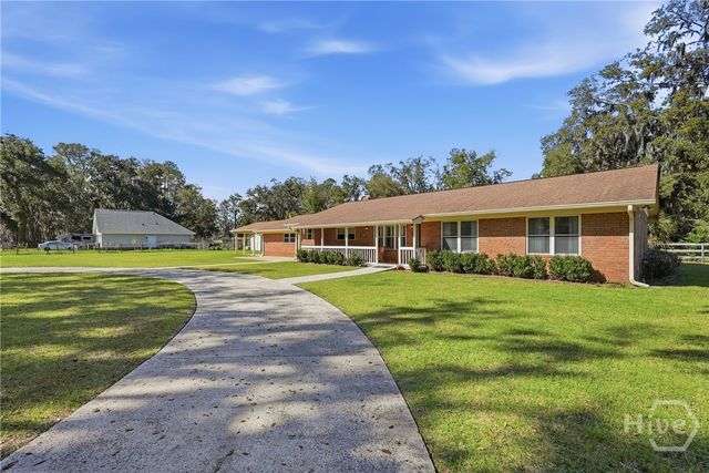 92 screven Street, Midway, GA 31320