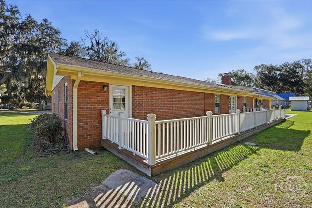 92 screven Street, Midway, GA 31320