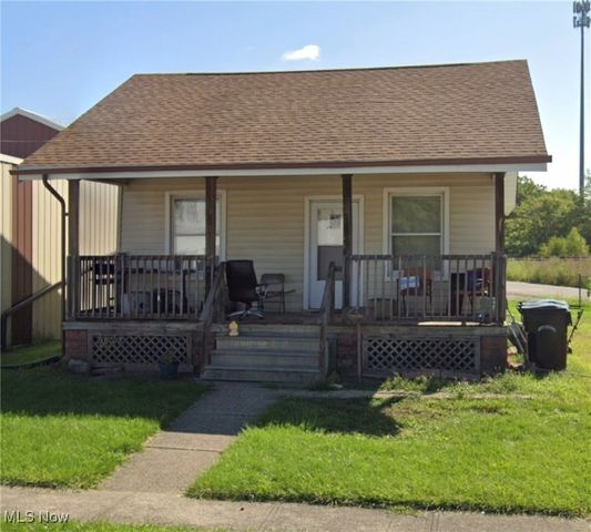 164 Woodbury Street, Elyria, OH 44035