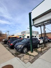 5256 W Diversey Avenue, Chicago, IL 60639