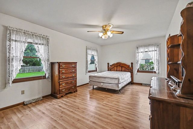 217 E Sunset Avenue, Sandwich, IL 60548