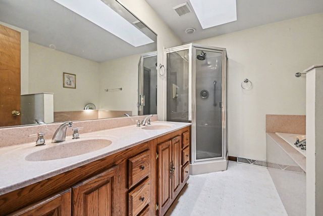217 E Sunset Avenue, Sandwich, IL 60548