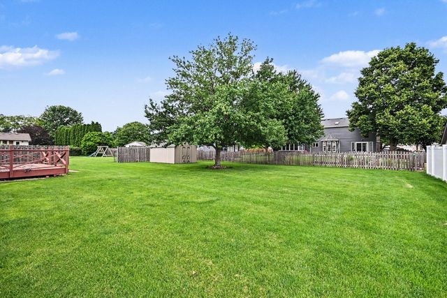 217 E Sunset Avenue, Sandwich, IL 60548