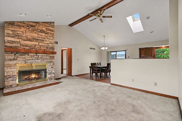 217 E Sunset Avenue, Sandwich, IL 60548