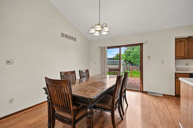 217 E Sunset Avenue, Sandwich, IL 60548