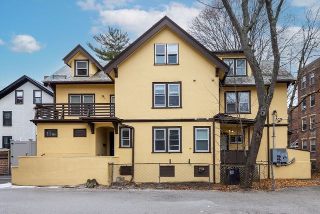 5 Chauncy St 1, Cambridge, MA 02138