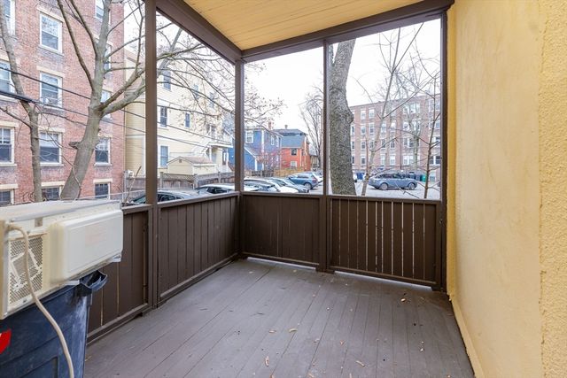 5 Chauncy St 1, Cambridge, MA 02138