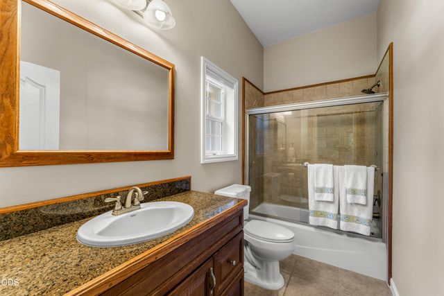 232 Riessen Road, Grants Pass, OR 97526