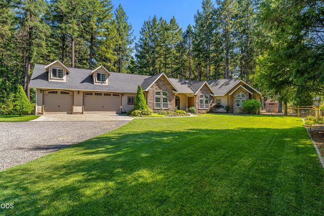232 Riessen Road, Grants Pass, OR 97526