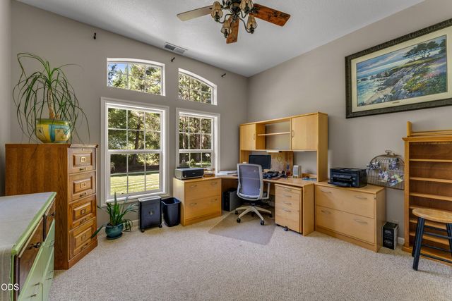 232 Riessen Road, Grants Pass, OR 97526