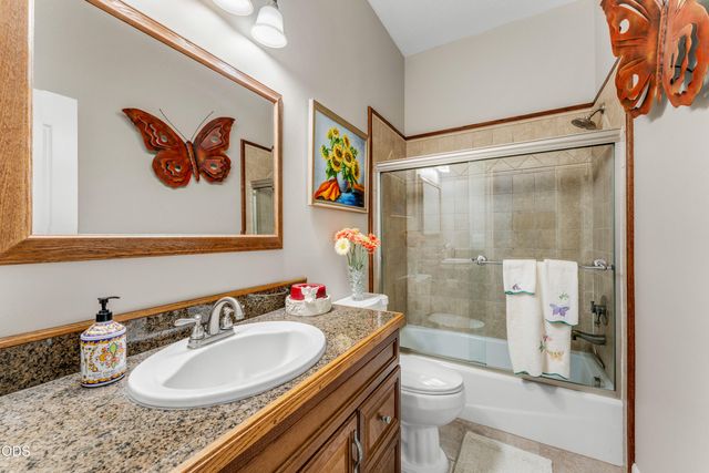 232 Riessen Road, Grants Pass, OR 97526
