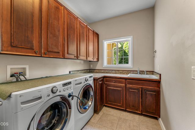232 Riessen Road, Grants Pass, OR 97526