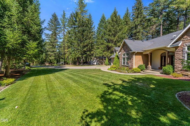 232 Riessen Road, Grants Pass, OR 97526