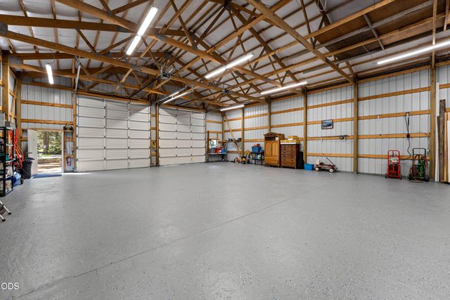 232 Riessen Road, Grants Pass, OR 97526