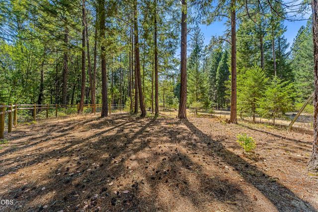 232 Riessen Road, Grants Pass, OR 97526