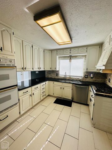 2900 Dowell, Newport, AR 72112