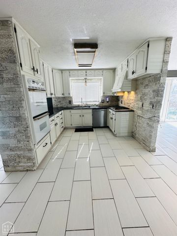 2900 Dowell, Newport, AR 72112