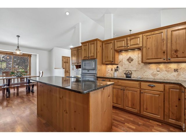 2909 Pronghorn Ct, Loveland, CO 80537