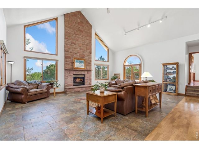 2909 Pronghorn Ct, Loveland, CO 80537