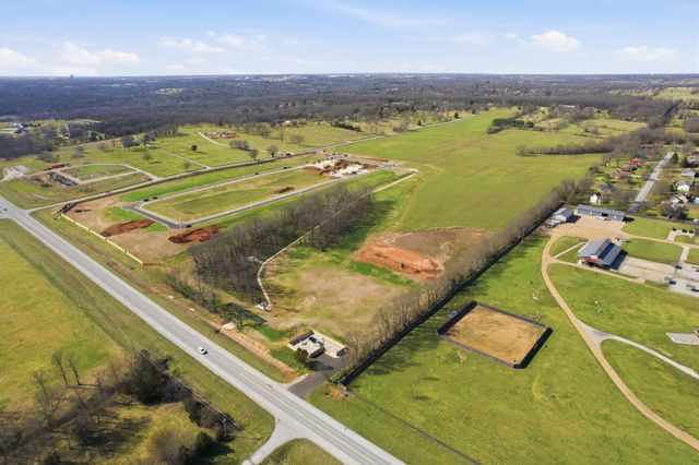 1608 S Crepe Myrtle Lane, Springfield, MO 65809