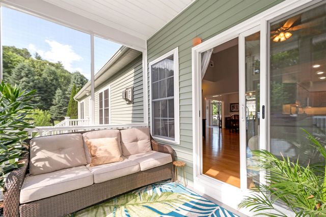 3 Mayfly Lane, Raymond, NH 03077
