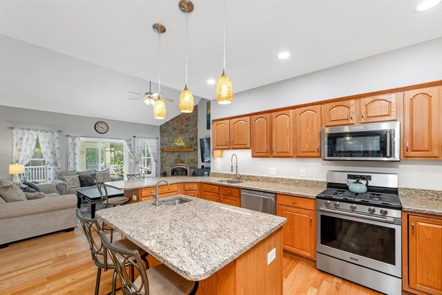 3 Mayfly Lane, Raymond, NH 03077