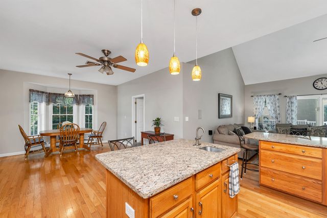 3 Mayfly Lane, Raymond, NH 03077