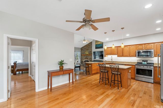 3 Mayfly Lane, Raymond, NH 03077