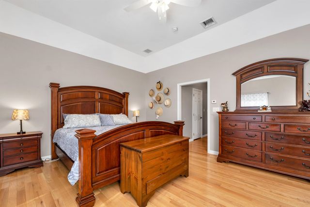 3 Mayfly Lane, Raymond, NH 03077