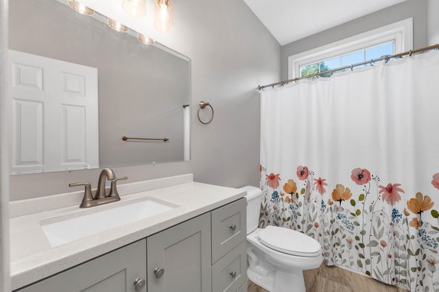 3 Mayfly Lane, Raymond, NH 03077