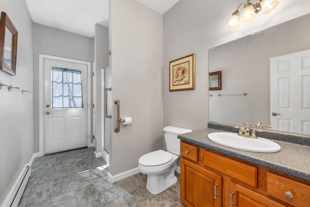 3 Mayfly Lane, Raymond, NH 03077