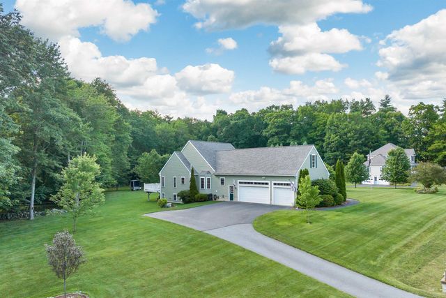 3 Mayfly Lane, Raymond, NH 03077