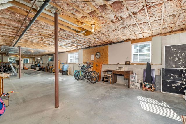 3 Mayfly Lane, Raymond, NH 03077