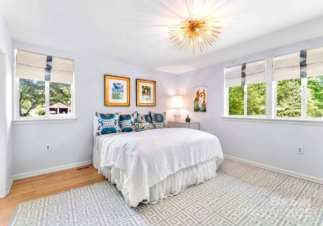 916 E Park Drive, Lincolnton, NC 28092