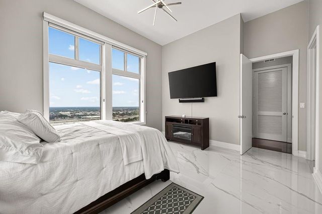 3388 Sage Road Road 2302, Houston, TX 77056