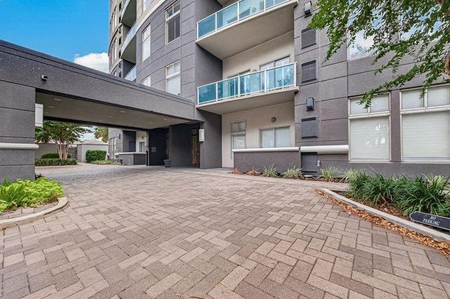 3388 Sage Road Road 2302, Houston, TX 77056
