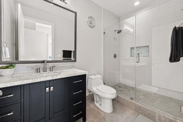 3388 Sage Road Road 2302, Houston, TX 77056