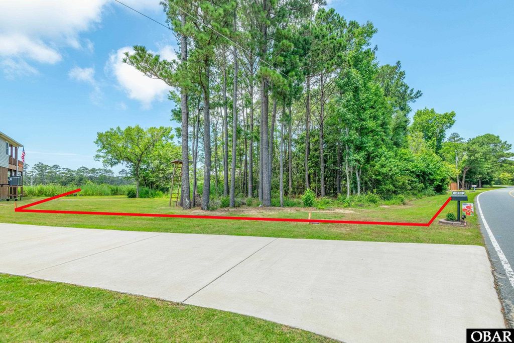 Image 17 of property listing at 4108 Bob Perry Road lot:Parcel 2, Kitty Hawk, NC 27949